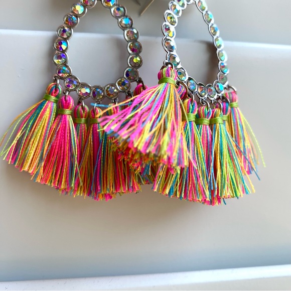 Neon tassel tear drop earrings - Picture 3 of 3